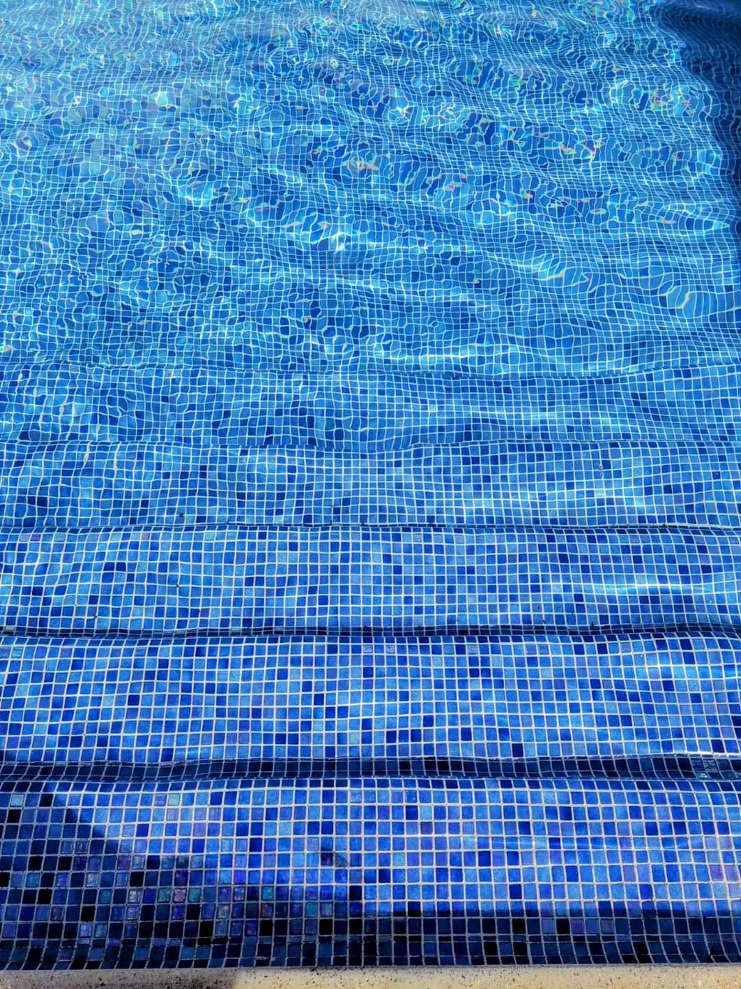 Mixed Blue Spanish Polyurethane Cord Glass Pool-Mosaic 7031