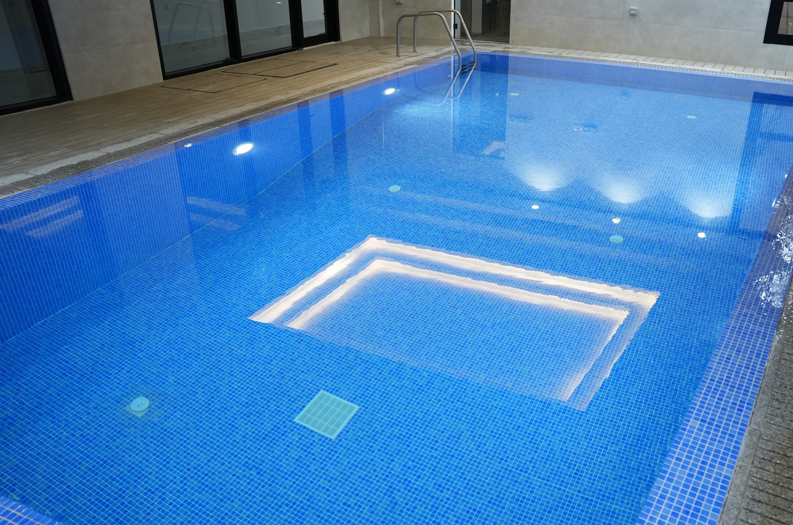 Sky Light Blue Spanish Polyurethane Cord Glass Pool-Mosaic 7086