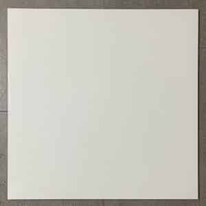 4674 - Crystal White