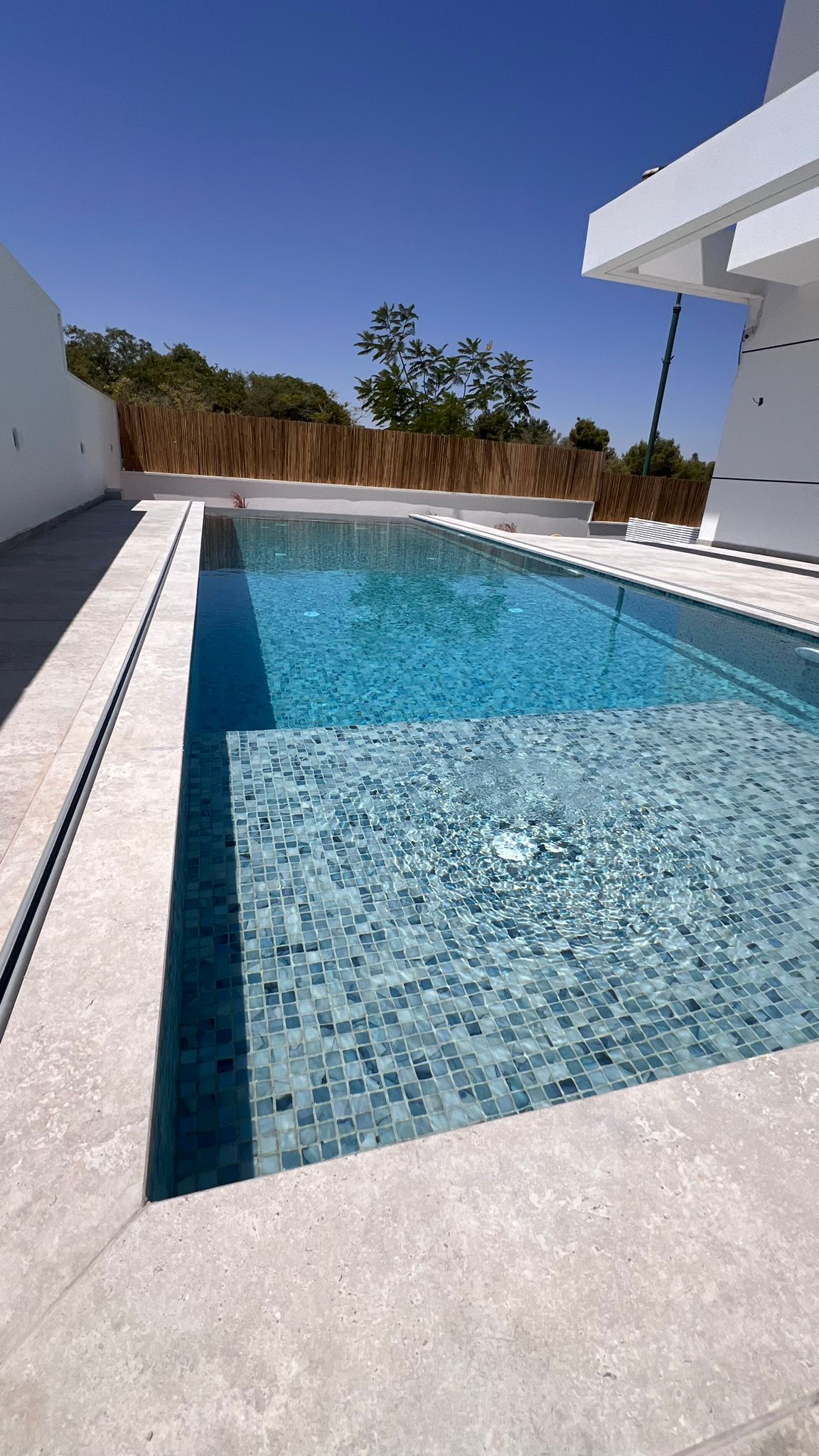 Oasis Seaside Spanish Polyurethane Cord Glass Pool-Mosaic 7750