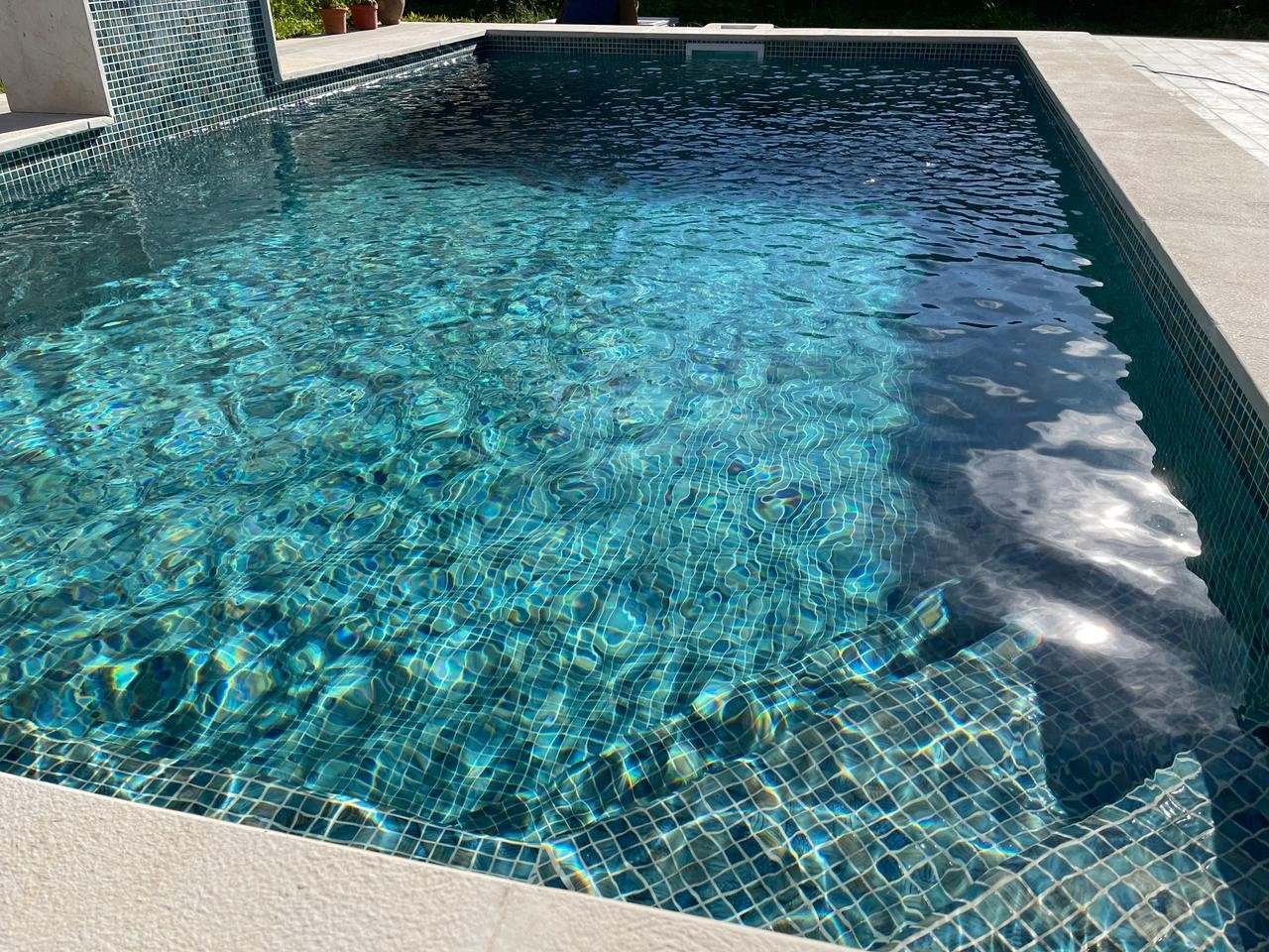 Esturion Blue Spanish PVC Dot Mounted Glass Pool-Mosaic 77620