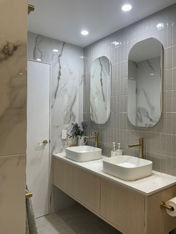 Mitch And Mark Bathroom Hamptons