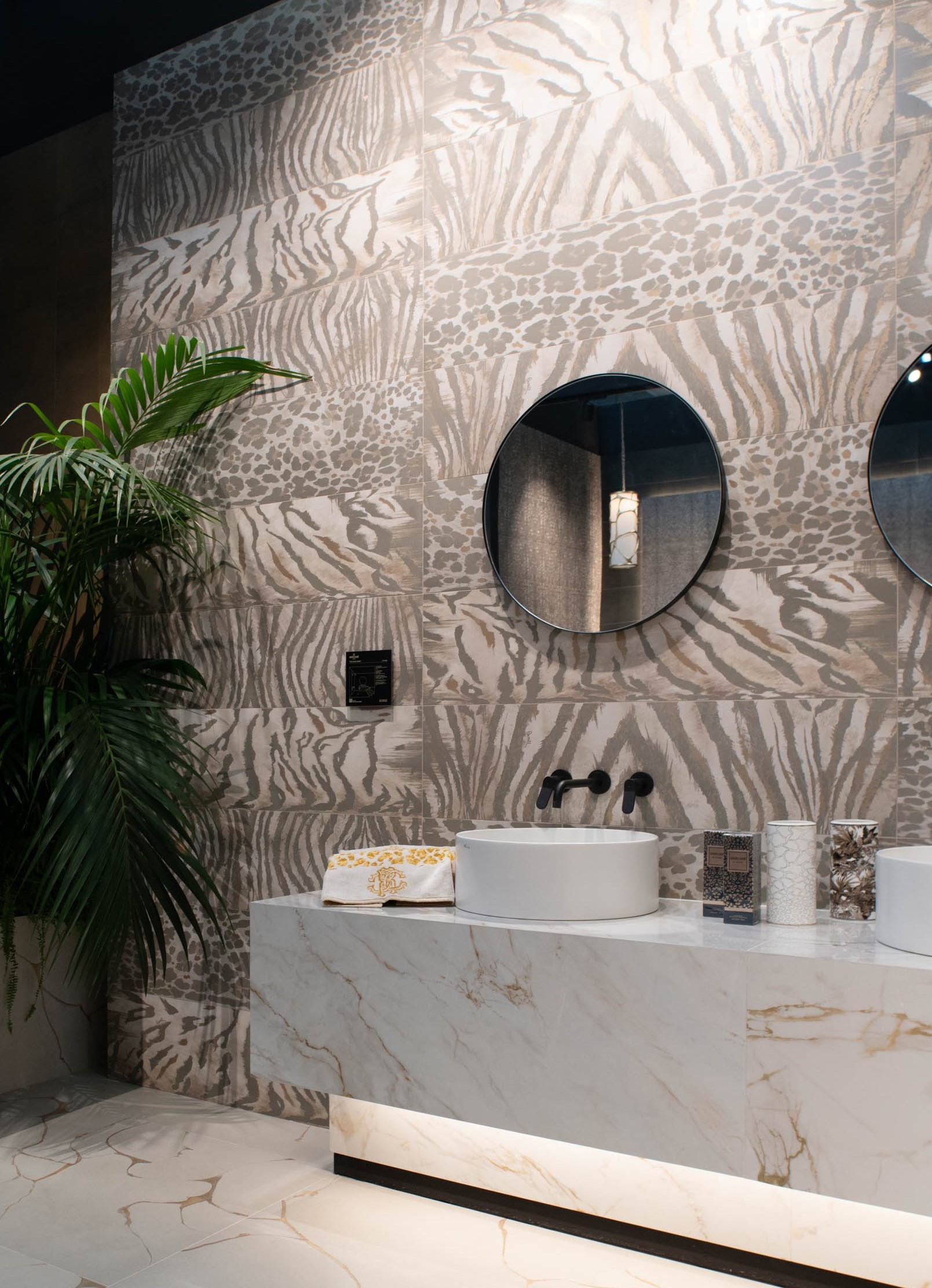 Roberto Cavalli TWS Freedom Light Animal Print Decor Italian Rectified Porcelain Tile 2762